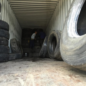loading used tyres for export loading used tyres for export